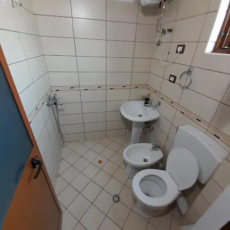 Aleksi&eli Apartman *
