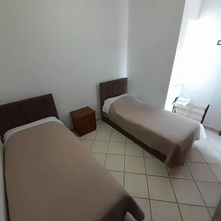 Aleksi&eli Apartment