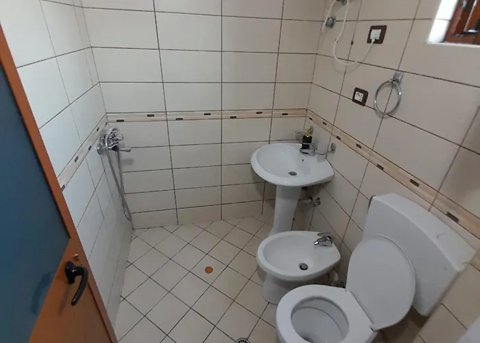 Aleksi&eli Apartamento *