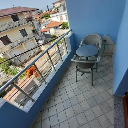 Aleksi&eli Lejlighed *